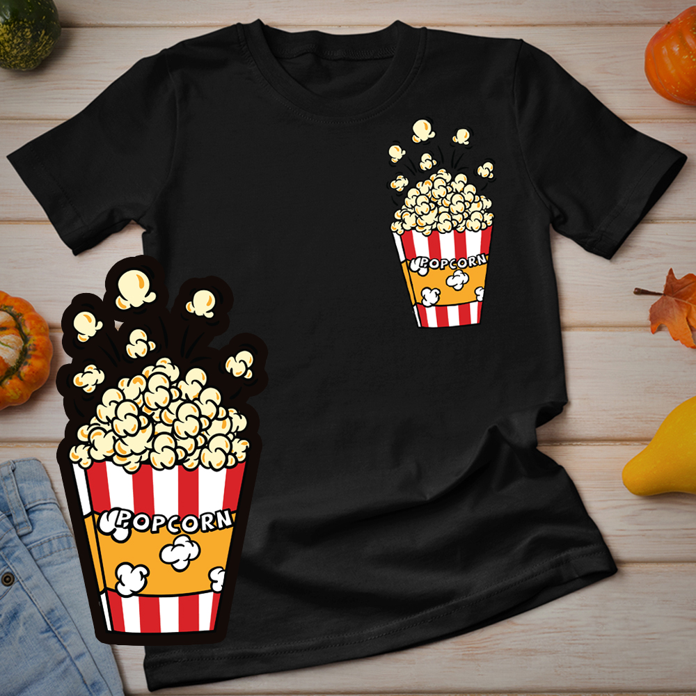 59-028c-tricko-s-potlacou-na-vrecku-popcorn-1-s-vreckom-vtipne-tricko-s-potlacou-potlac-na-vrecko-tricka-s-vackom-pukance-popcorn-cinema-jedlo