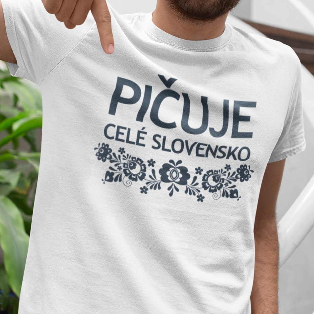 68_01_05b_merch_skromne_tricko_s_potlacou_cele_slovensko