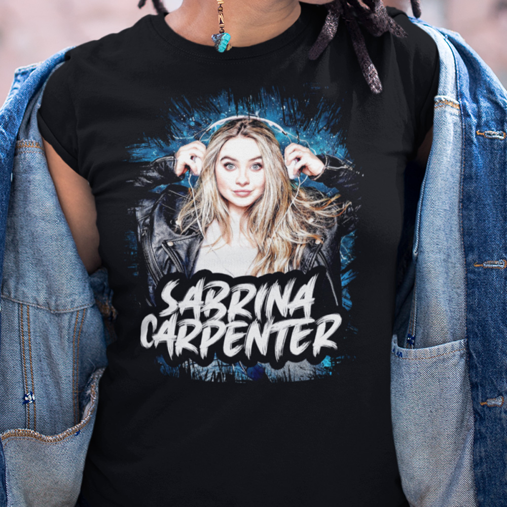 70-010c-tricko-s-potlacou-sabrina-carpenter-herecke-hviezdy-hollywood-serialy-red-carpet-movie-reggae-metal