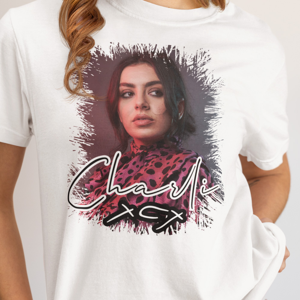 57-081b-tricko-s-potlacou-charli-xcx-pop-music-hudba-70s-80s-90s-2000s-funky-music-abstract-hudba-world-music-mtv-hip-hop-rnb-rock-reggae-metal