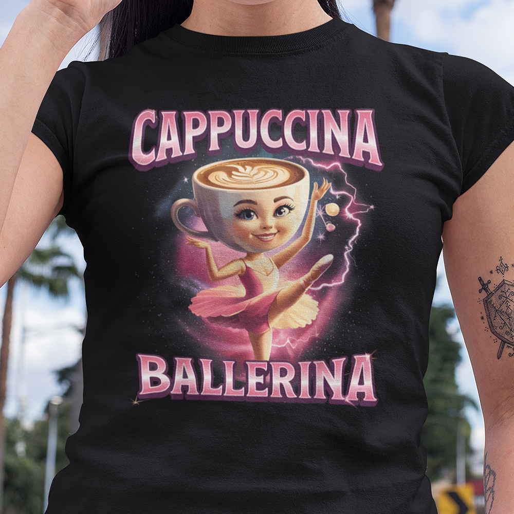83-007c-tricko-s-potlacou-ballerina-2-cappuccina-vtipne-tik-tok-italian-brainrot-taliansky-brainrot-social-media-gen-alpha-srandovne-vtipne-tricko