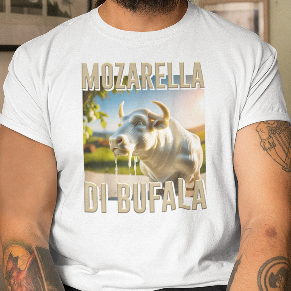 83-047b-tricko-s-potlacou-mozarella-di-bufala-vtipne-tik-tok-italian-brainrot-taliansky-brainrot-social-media-gen-alpha-srandovne-vtipne-tricko
