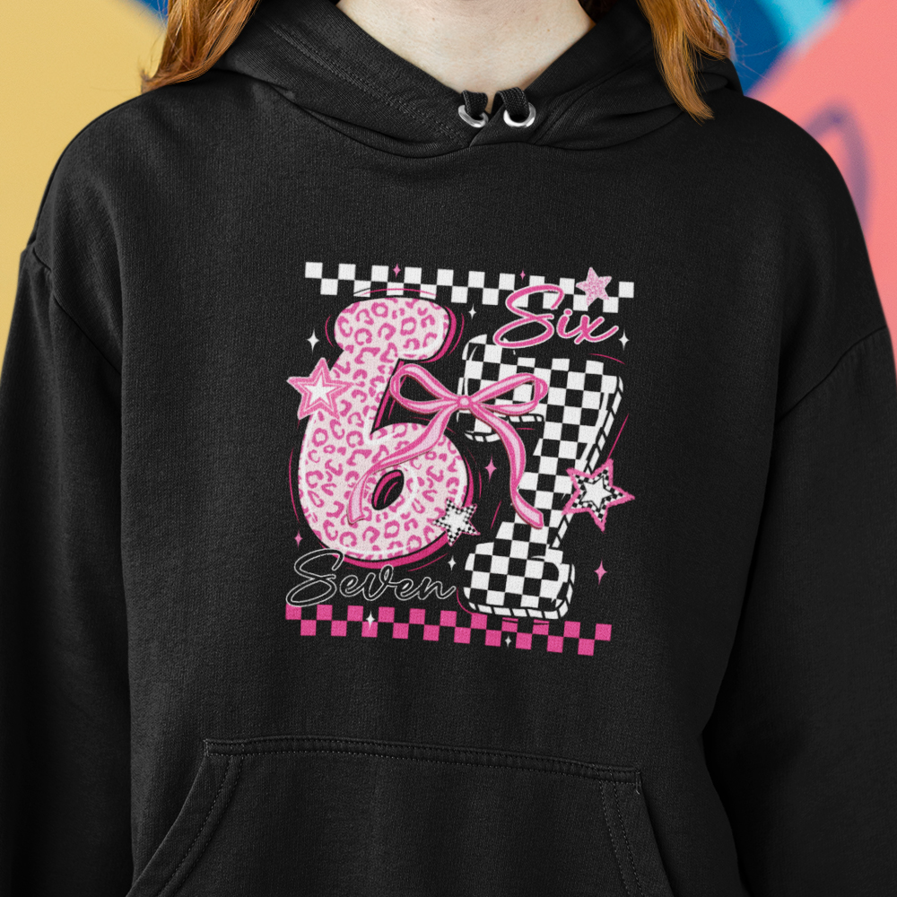 99-83-069c-mikina-s-potlacou-six-seven-roblox-67-vtipne-tik-tok-italian-brainrot-taliansky-brainrot-social-media-gen-alpha-srandovne-vtipne-tricko