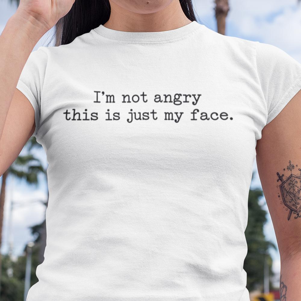 90-004b-tricko-s-potlacou-im-not-angry-vtipne-srandovne-vtipne-tricka-english-tricka-v-anglictine